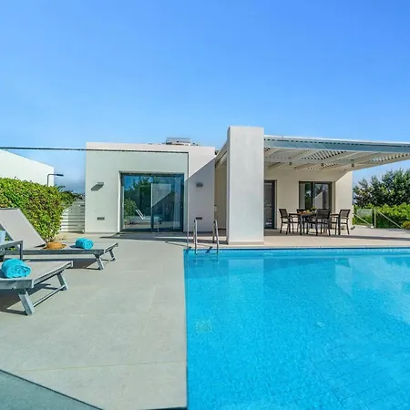 Villa La By